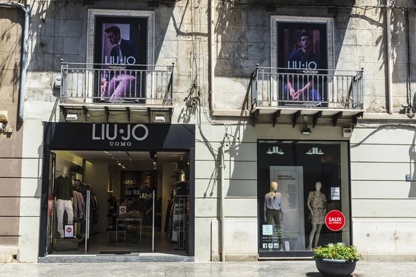 Tienda Liu Jo en Palermo en Sicilia, Italia — Foto de Stock