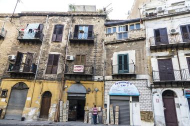 Palermo Sicilya, İtalya eski binaların dış cephe