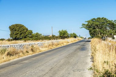 Sicilya, İtalya alanlar arasında eski yol