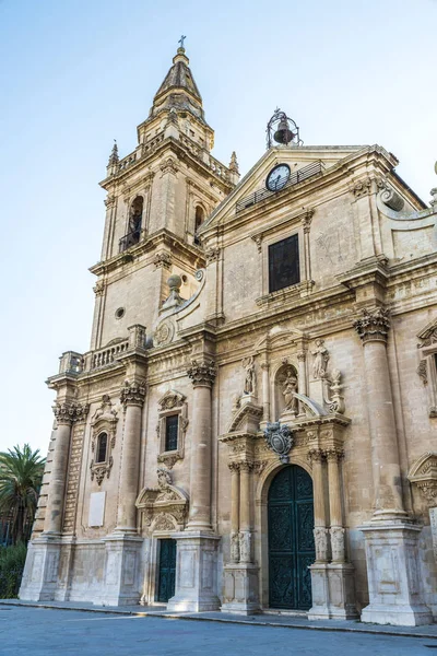 Katedralen i San Giovanni Battista i Ragusa, Sicilien, Italien — Stockfoto