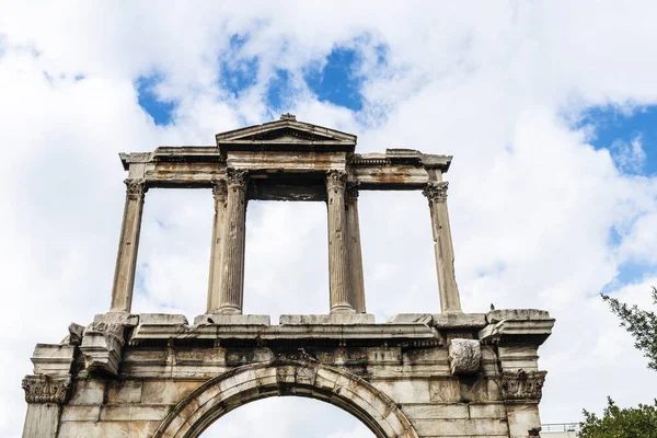 Arco de Adriano (Puerta de Adriano) en Atenas, Grecia — Foto de Stock