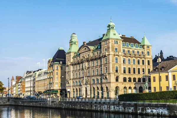 Edificios clásicos antiguos en Malmo, Suecia — Foto de Stock