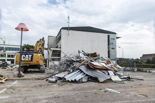 Demolición de antiguas fábricas en Malmo, Suecia — Foto de Stock