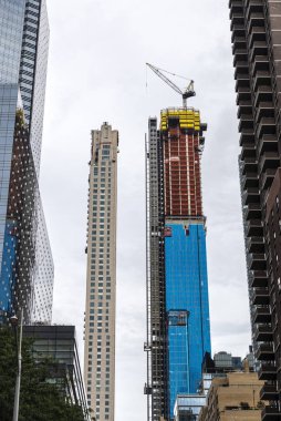 New York City, Usa 'da Manhattan' da bir gökdelen inşa ediliyor.