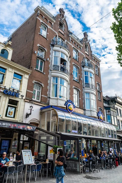 Amsterdam Netherlands September 2018 Facade Bulldog Cannabis Coffee Shop People — Stock Photo, Image