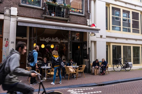 Amsterdam Netherlands September 2018 Street People Bar Terrace Old Town — Stock Photo, Image