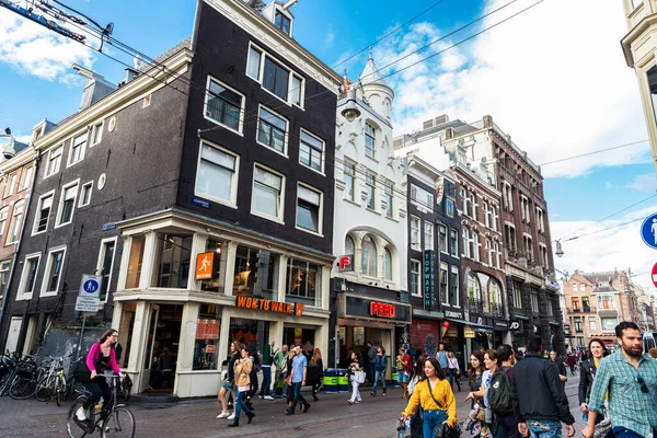 Amsterdam Nederland September 2018 Winkelstraat Met Restaurants Mensen Buurt Leidsestraat — Stockfoto