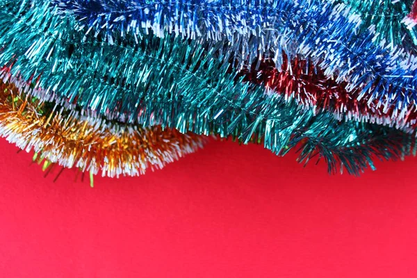 Vrolijk Kerstfeest Gelukkig Nieuwjaar Decoratie Voor Kerstboom Glanzend Tinsel Geïsoleerd — Stockfoto