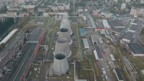 Cooling towers aerial view, industrial area 07 — Stockvideo