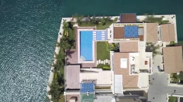 Верхній вигляд нової люксової вілли в Марині (Лімасол, Кіпр). — стокове відео