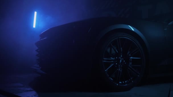 TOMSK, RUSSIA - March 30, 2020: Chevrolet Camaro ZL1 the Exorcist in dark with color lights — Stock Video