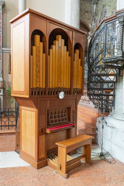 Katolik kilisesinde antika org