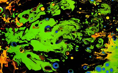 Yağlı suda çok renkli suluboya mürekkep. Havalı trend ekran koruyucu. Soyut trend arkaplanı.