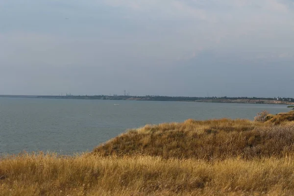 우크라이나의 남쪽에 검은 바다 풍경입니다. 미콜라이 우 가까이 바다 경치. — 스톡 사진