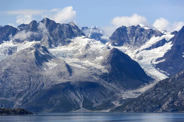 Glacier Bay dağlar — Stok fotoğraf