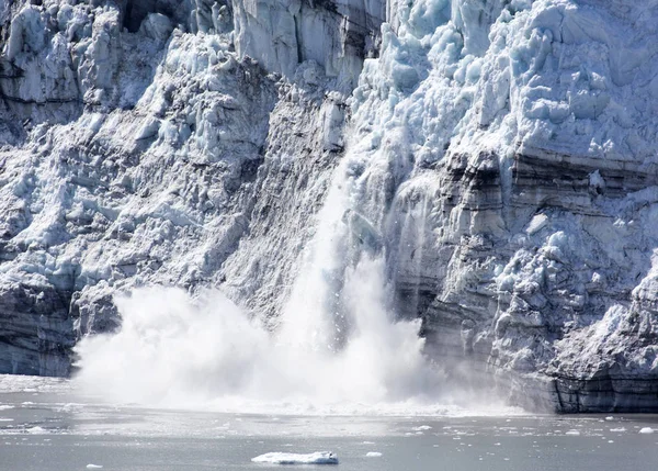 Falling Ice in Alaska — Stock Photo, Image