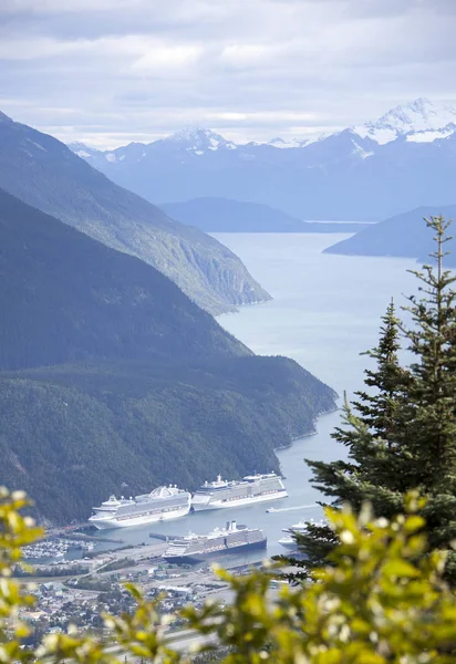 Alaskan Cruise Industry — Stock Photo, Image