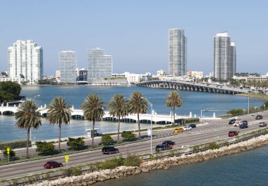 Miami Plajı'na karayolu