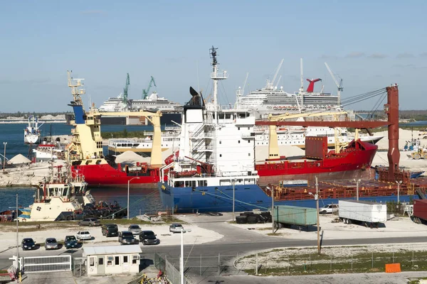 Lodní průmysl v Bahamy — Stock fotografie