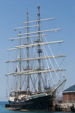 Üç direkli Sailer