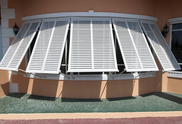 Nassau şehir panjurlar