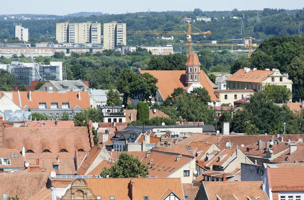 Каунас Старого міста червоні дахи — стокове фото