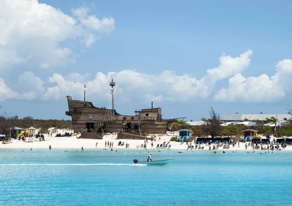 Bahama van toeristische strand — Stockfoto