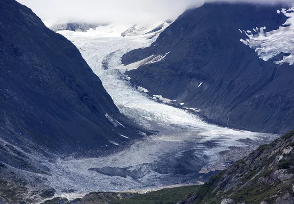 Piccolo ghiacciaio dell'Alaska — Foto Stock