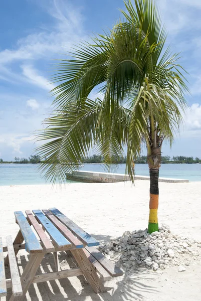 Nassau City Beach Table — Stok Foto
