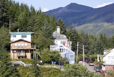 Ketchikan şehrin banliyösü