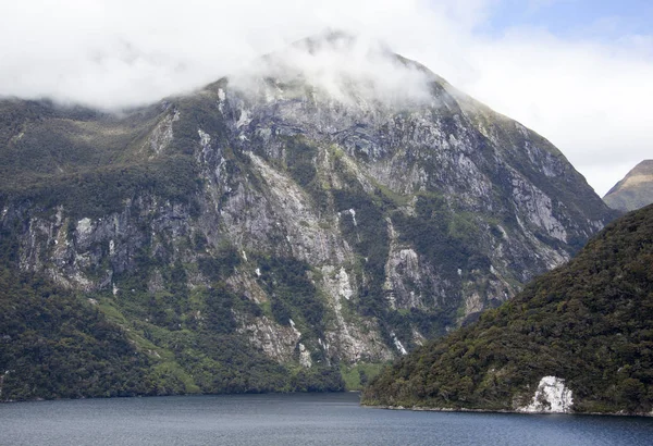 New Zealand's Fiordland Park Mountains — Stock Photo, Image