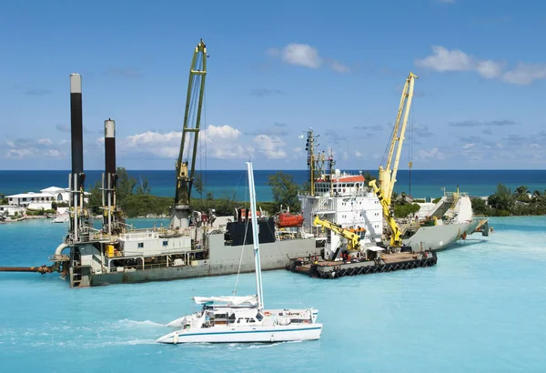 Bahamy průmyslové loď — Stock fotografie