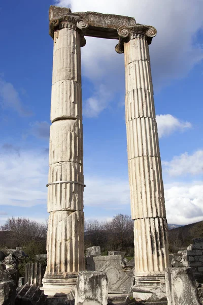 Afrodizie Starověké řecké město dva sloupce — Stock fotografie