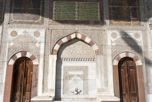 Istanbul Altstadt Moschee außen — Stockfoto