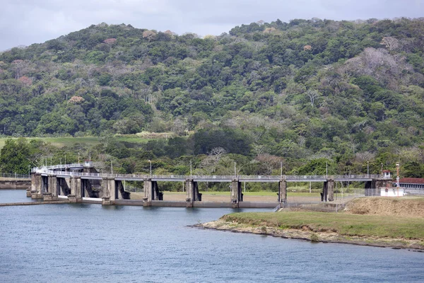 Blick Auf Die Staumauer Künstlichen Gatun See Colon Panama — Stockfoto