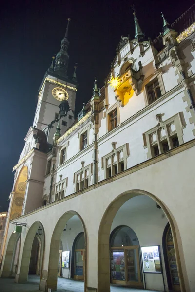 Poprvé Postavena Století Olomoucká Radnice Vyzdobená Pro Vánoční Sezónu Česko — Stock fotografie