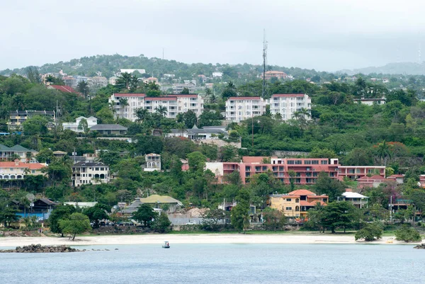 Het Uitzicht Een Leeg Strand Montego Bay Badplaats Jamaica — Stockfoto