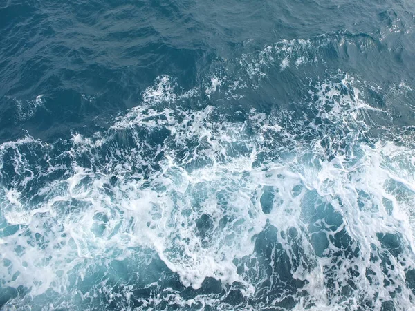 Salpicadura Agua Olas Mar Azul —  Fotos de Stock