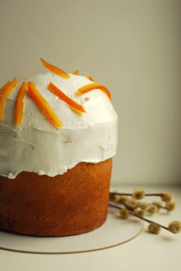 Şekerli Portakallı geleneksel Paskalya Panettone Pastaları