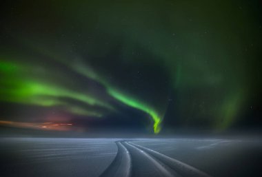 Aurora borealis, Kutup Işıkları Aurora Kola Yarımadasında.
