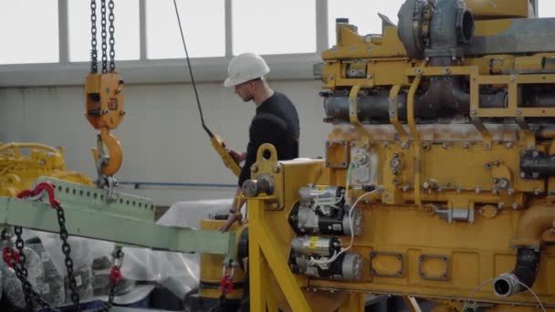 Magadan Ρωσία Αυγούστου 2019 Εργοστάσιο Για Την Αποκατάσταση Κινητήρων Και — Αρχείο Βίντεο