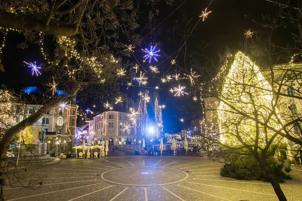 Tempo Natal Centro Cidade Cheio Luzes — Fotografia de Stock