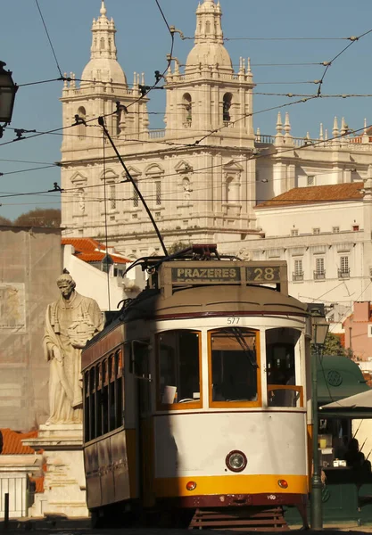 Tranvía Por Ciudad Lisboa Portugal — Foto de Stock