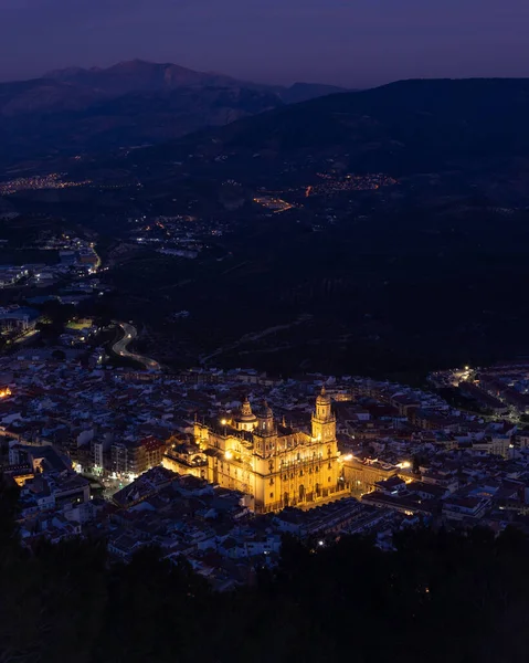 Katedral ve Jan şehri gün batımında, Jaen, İspanya.