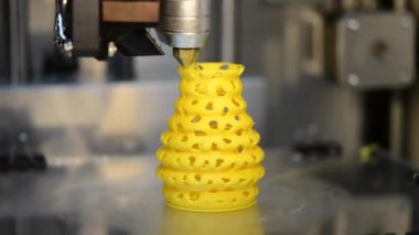 3D yazıcı dökerek sıcak plastik nozzle dan yazdırmak modeli
