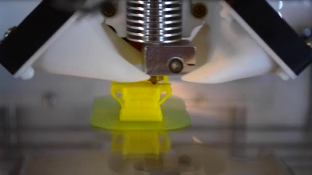 Il processo di stampa Stampante 3D oggetto isolato — Video Stock