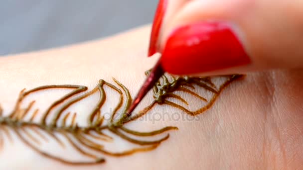 HD 1080 Peinture mehendi, henné gros plan 