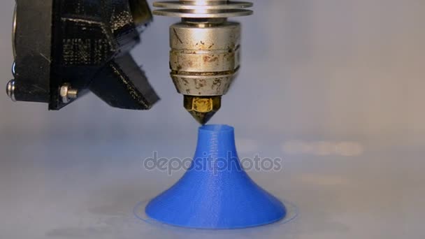 Stampante 3D in funzione stampa primo piano. Moderna tecnologia di aggiunta . — Video Stock