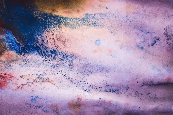 白い湿紙の異なる色のインクのしみ — ストック写真
