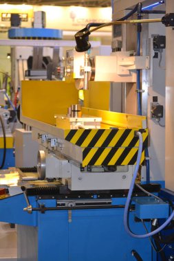 endüstriyel makine, Endüstri/sanayii donatımı, endüstriyel tesis ve makine aletleri, makine tornaları